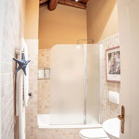 Apartament View 16 *