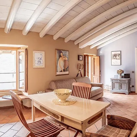 View 16 Apartament Laglio